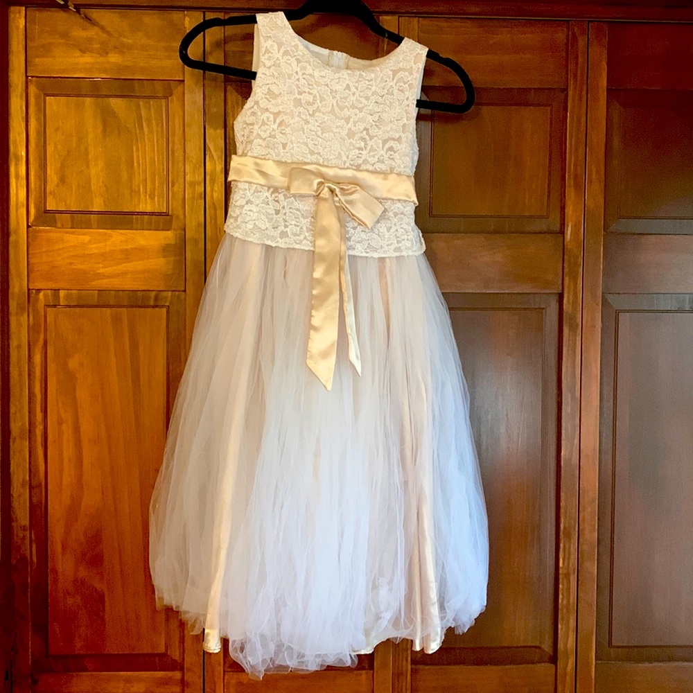 Flower girl dress